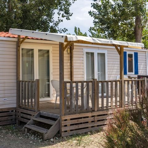 Stacaravan 6 personen - Klassiek | 3 Slaapkamers | 6 Pers. | Verhoogd terras | Airconditioning.