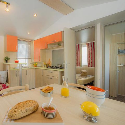 Stacaravan 6 personen - Klassiek | 3 Slaapkamers | 6 Pers. | Verhoogd terras | Airconditioning.