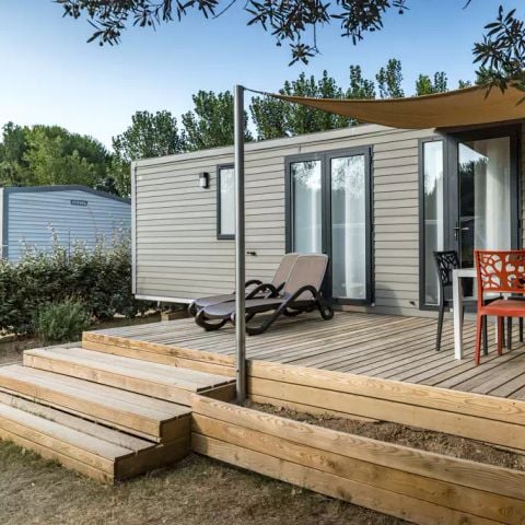 Stacaravan 6 personen - Mobile-home | Premium | 3 slaapkamers | 6 pers | Terras-Lounge | 1 Badkamer | Airconditioning | TV
