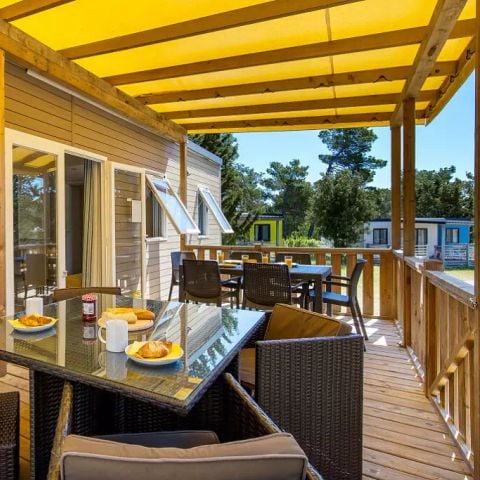 Stacaravan 4 personen - Mobile-home | Premium | 2 Slaapkamers | 4 Pers. | Terras Lounge | 1 Badkamer | Air-con.