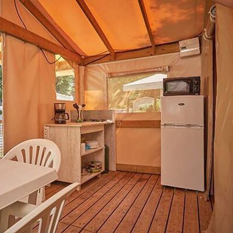 Safaritent 4 personen - Super Lodge Tent | Comfort | 2 Slaapkamers | 4 Pers. | Geen badkamer
