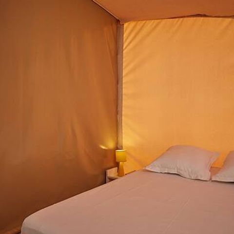 Safaritent 4 personen - Super Lodge Tent | Comfort | 2 Slaapkamers | 4 Pers. | Geen badkamer