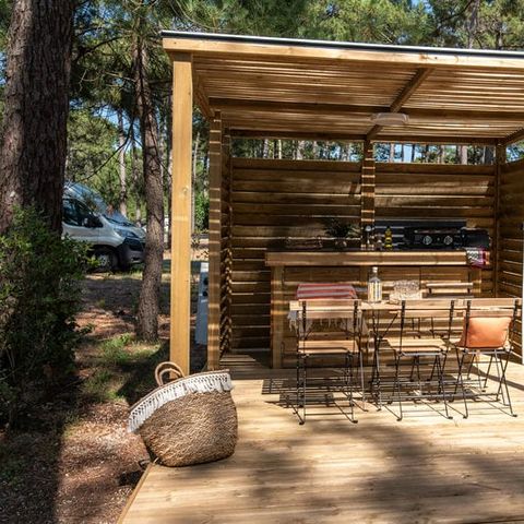 Kampeerplaats - SIGNATURE met terras