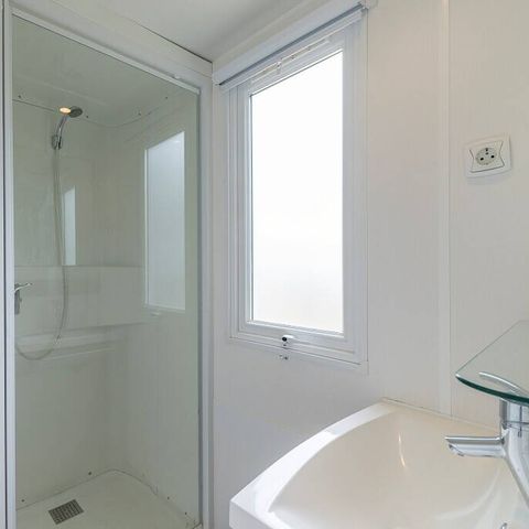 Stacaravan 6 personen - Mobile-home | Comfort | 2 slaapkamers | 4/6 pers. | Verhoogd terras | Airconditioning | TV