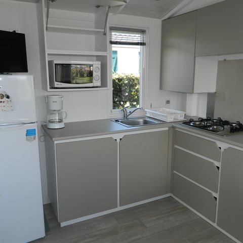 Stacaravan 6 personen - Comfort-stacaravan van 28 tot 31 m² (3 slaapkamers) + terras, voor 6/8 personen