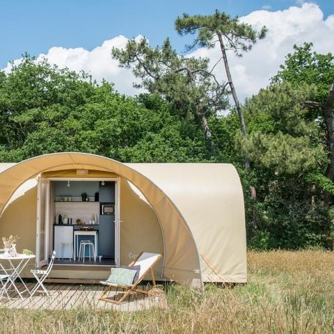 Bungalowtent 4 personen - CocoSweet 16 m² (2 slaapkamers) + terras, 4 personen