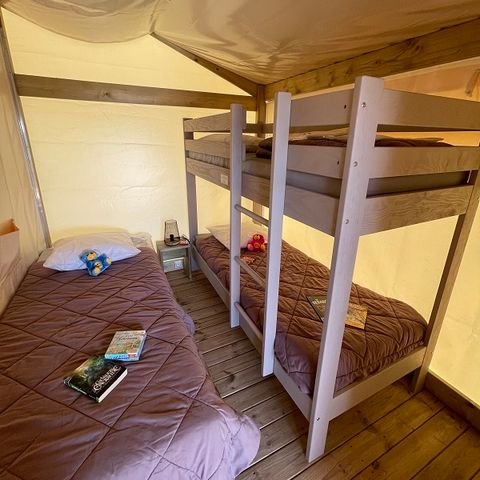 Safaritent 5 personen - FreeFlower Standard-lodgetent 30 m² (2 slaapkamers) + terras, 5 personen