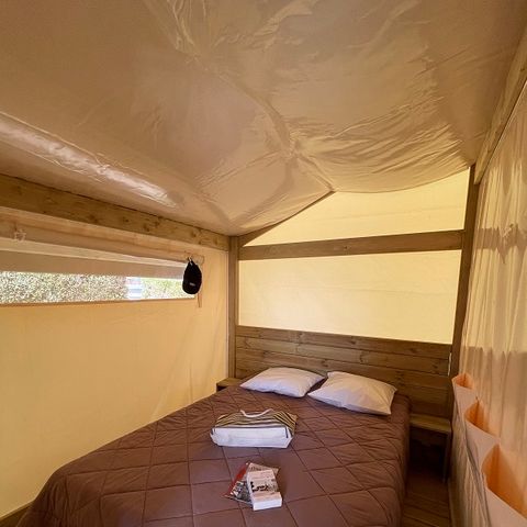 Safaritent 5 personen - FreeFlower Standard-lodgetent 30 m² (2 slaapkamers) + terras, 5 personen