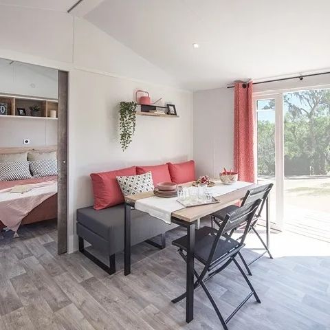 Stacaravan 4/6 personen - Premium voor mindervaliden - 31 m² - 2 slaapkamers - Terras