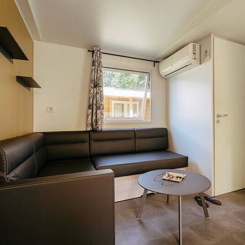 Stacaravan 4 personen - Mobile-home | Premium | 2 slaapkamers | 4 pers | Verhoogd terras | 2 badkamers | Airconditioning | TV