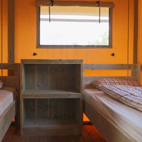 Safaritent 6 personen - Safari Lodge | 3 Ch. | 6 Pers. | Verhoogd terras | Air-con.