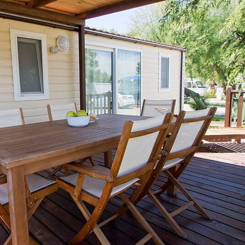 Stacaravan 6 personen - Comfort | 3 slaapkamers | 6 pers | Verhoogd terras | Airconditioning | TV