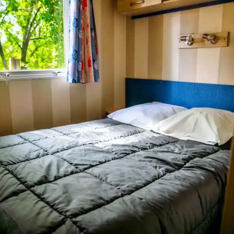 Stacaravan 5 personen - 3 Kamers 5 Personen (4 volwassenen en 1 kind -16 jaar) Airconditioning + TV