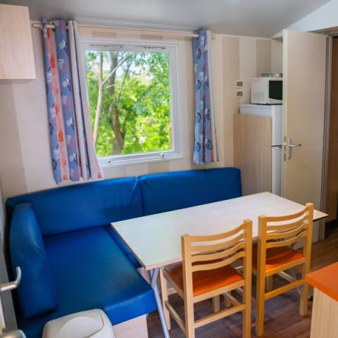 Stacaravan 5 personen - Aqua 2 slaapkamers 4 Volwassenen en 1 kind Terras Half overdekt Airconditioning TV