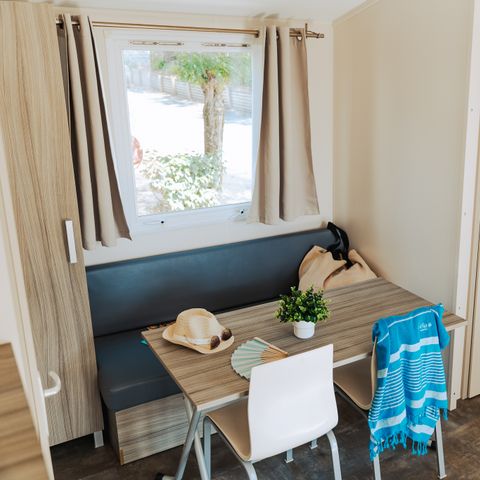 Stacaravan 4 personen - Loisir Confort 2bed. 4pers. - 25m2 Terras met parasol - SAM