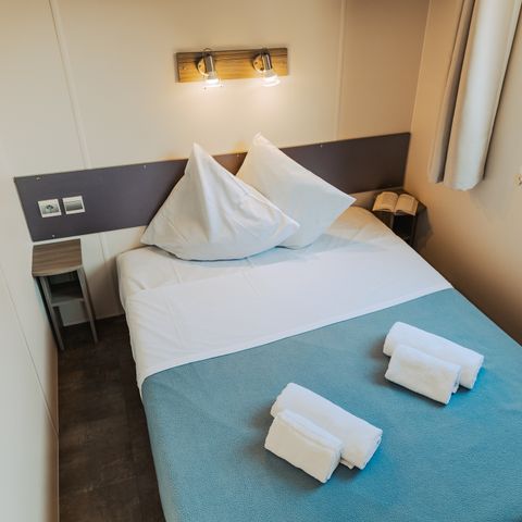 Stacaravan 4 personen - Loisir Confort 2bed. 4pers. - 25m2 Terras met parasol - SAM