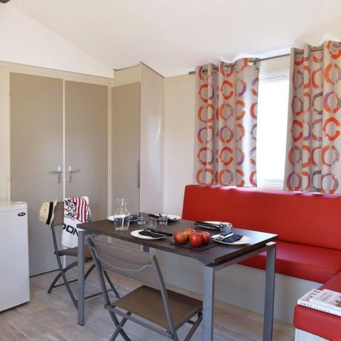 Stacaravan 4 personen - Loisir Confort 2bed. 4pers. - 25m2 Terras met parasol - DIM