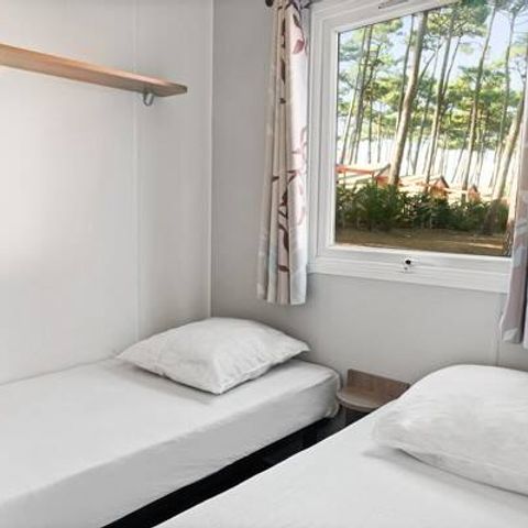 Stacaravan 4 personen - Mobile-home | Comfort | 2 Slaapkamers | 4 Pers. | Verhoogd terras | 1 badkamer