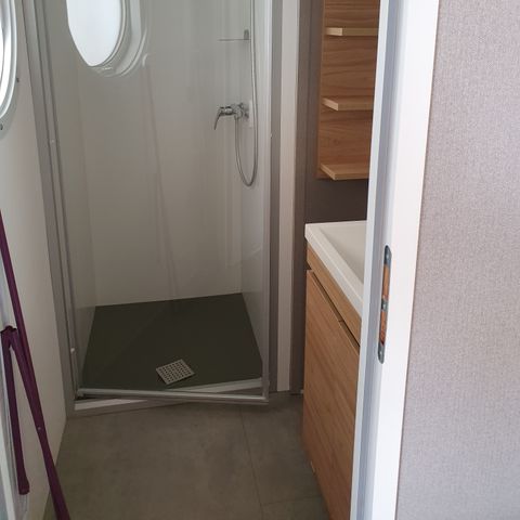Stacaravan 5 personen - CAMPING ACAPULCO MH 2 kamers Comfort 26m² + Overdekt terras 26m² 4/5 pers