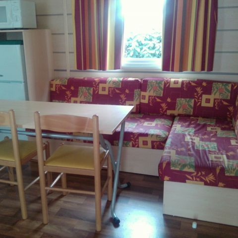 Stacaravan 4 personen - CAMPING ACAPULCO/ MH 2 kamers Standaard (+12jaar) Overdekt terras 21-25m² 4 pers