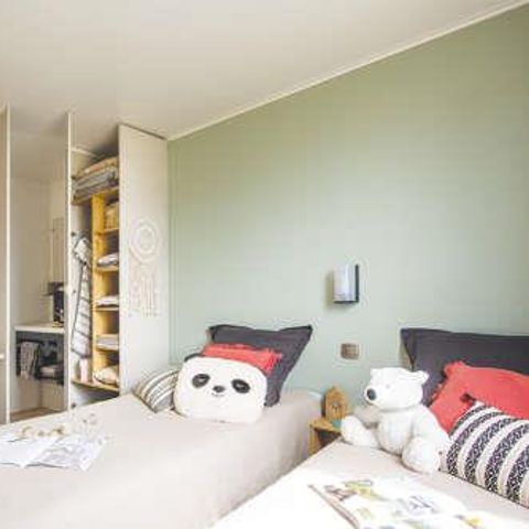 Stacaravan 4 personen - VIP 2 kamers 33m² - Pack-Vip inbegrepen (beddengoed, tv, wifi...)