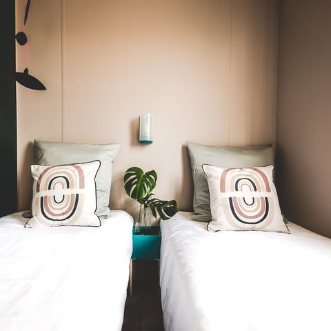 Stacaravan 6 personen - PALM 3 slaapkamers ***Nieuw in 2024*** ongeveer 33m² ongeveer.