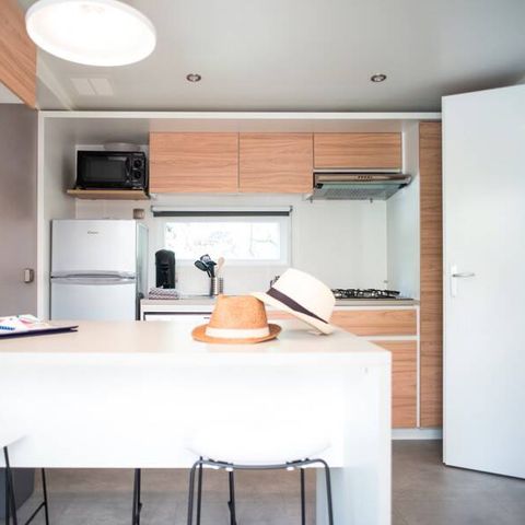 Stacaravan 4 personen - Mobile-home | Ultimate | 2 slaapkamers | 4 pers. | Verhoogd terras | 2 badkamers | Airconditioning.