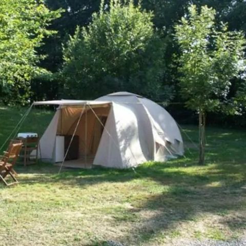 Safaritent 4 personen - Grote Karsten luxe tent - zonder sanitair
