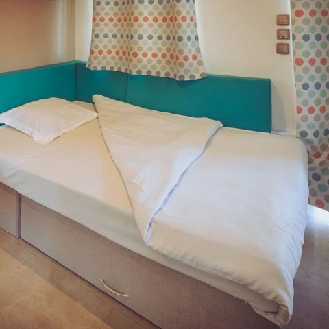 Stacaravan 7 personen - Premium Lounge met 3 slaapkamers