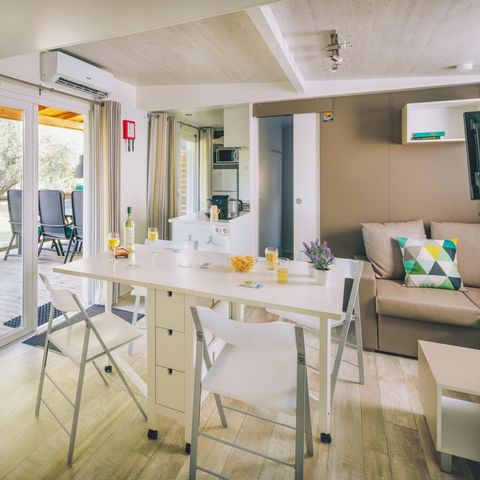 Stacaravan 7 personen - Supreme 3 slaapkamer Lounge