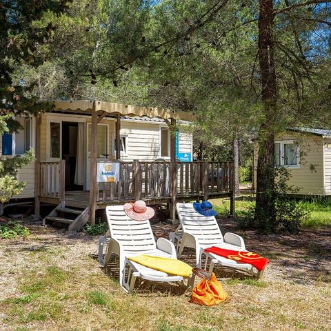 Stacaravan 6 personen - Comfort | 3 slaapkamers | 6 pers | Verhoogd terras | Airconditioning | TV