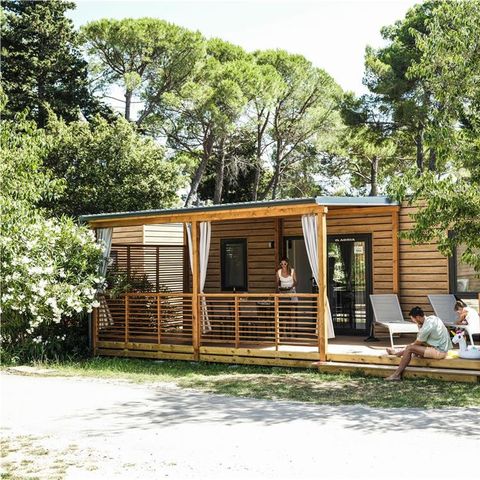Stacaravan 5 personen - Deluxe gezinscamping met drie slaapkamers 4+1