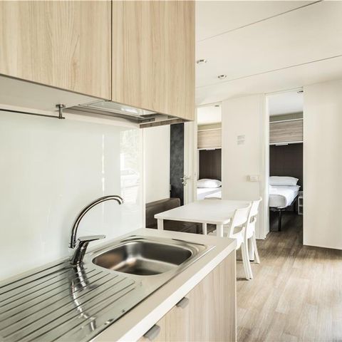 Stacaravan 7 personen - Premium kampeeraccommodatie met drie slaapkamers 6+1