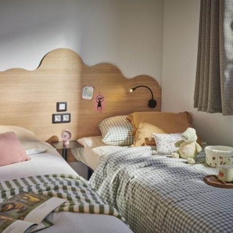 Stacaravan 5 personen - Stacaravan BAMBOO met 2 slaapkamers en airconditioning (33m²)