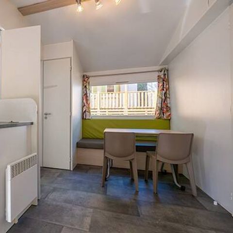 Stacaravan 6 personen - Mobile-home | Comfort | 2 Slaapkamers | 4/6 Pers. | Terras Single | 1 Badkamer | Air-con.