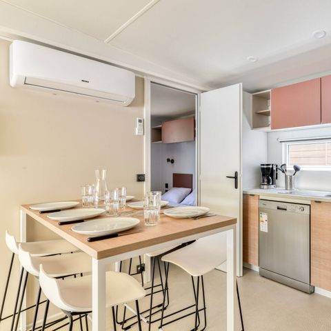 Stacaravan 8 personen - Premium | 3 slaapkamers | 6/8 Pers | Lounge terras | 1 badkamer | Airconditioning