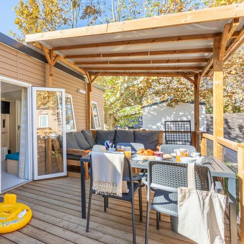Stacaravan 8 personen - Premium | 3 slaapkamers | 6/8 Pers | Lounge terras | 1 badkamer | Airconditioning