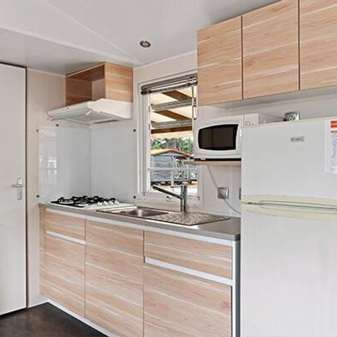 Stacaravan 6 personen - Stacaravan | Klassiek | 3 Slaapkamers | 6 Pers. | Verhoogd terras | Airconditioning | TV