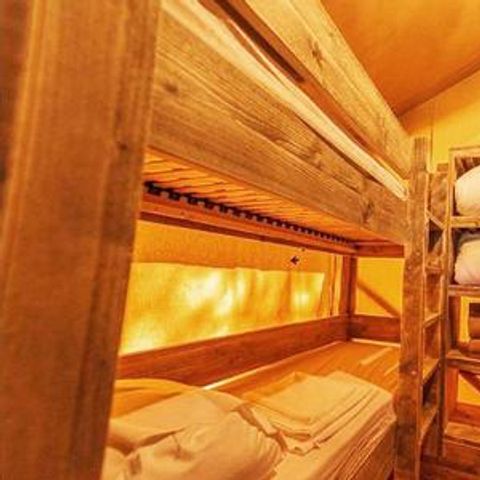 Tent van canvas en hout 8 personen - SunLodge Pamoja & Kambi
