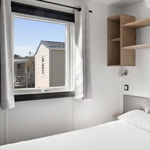 Stacaravan 6 personen - Premium | 3 slaapkamers | 6 pers | Terras Lounge | Airconditioning | TV