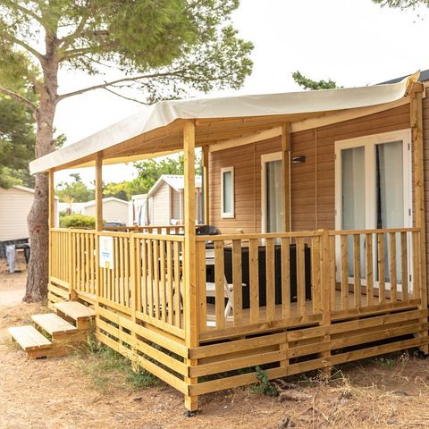 Stacaravan 4 personen - Stacaravan | Premium | 2 Slaapkamers | 4 Pers | Terras Lounge | Airconditioning | TV