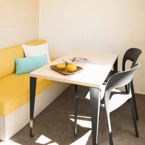 Stacaravan 2 personen - Premium 2 Kamers 2 Personen Airconditioning + TV