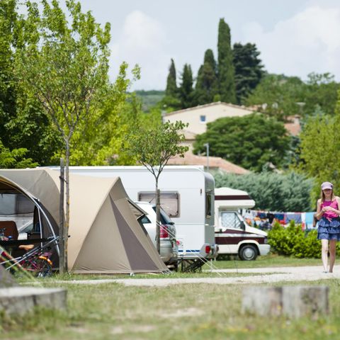 STAANPLAATS - Comfort standplaats - 80m² pakket