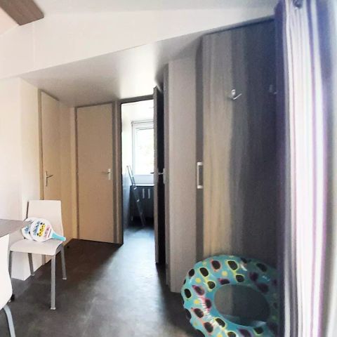 Stacaravan 6 personen - Arizona Standaard 4 Kamers 6 Personen Airconditioning