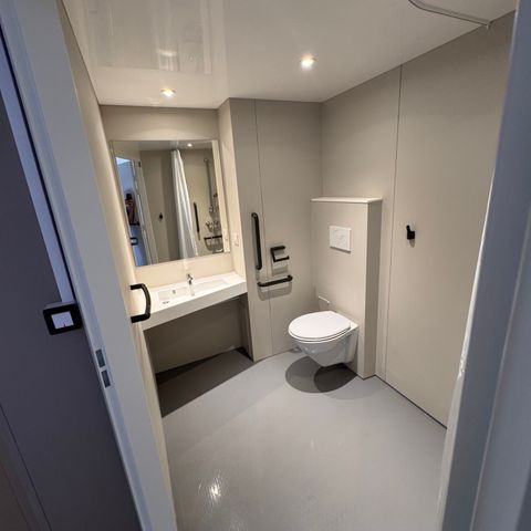 Stacaravan 4 personen - NIEUW // Résidence LOUISIANE PMR Comfort 2 slaapkamers + halfoverdekt terras + TV