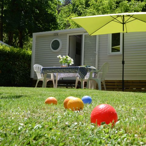 Stacaravan 6 personen - Klassieke stacaravan met 3 slaapkamers + terras