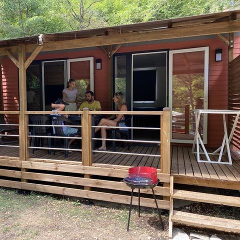 Stacaravan 5 personen - Cottage Premium 2 slaapkamers met overdekt terras + Airconditioning + TV + Afwasmachine