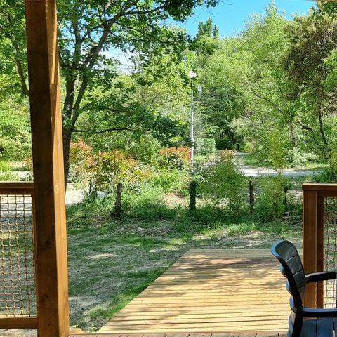 Chalet 6 personen - Comfort 35m² 3 kamers halfoverdekt terras + airconditioning