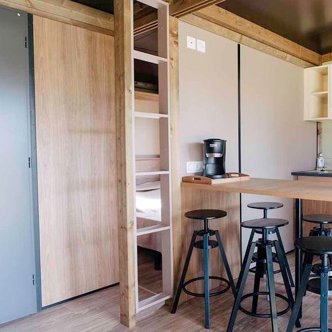 Chalet 6 personen - Comfort 35m² 3 kamers halfoverdekt terras + airconditioning