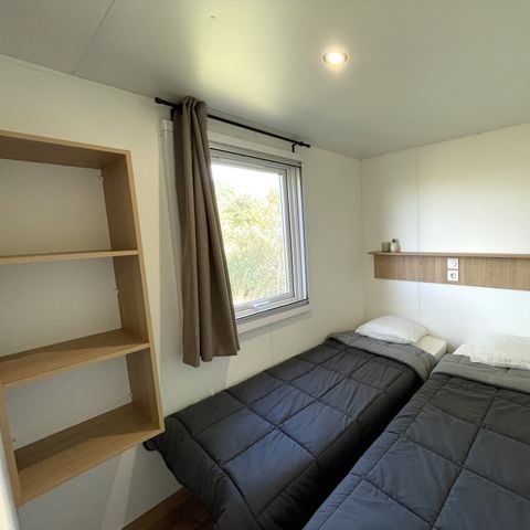 Stacaravan 4 personen - Premium 29 m² 2 slaapkamers semi-overdekt terras + airconditioning + LV D